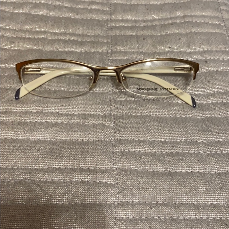 Frames (652)
